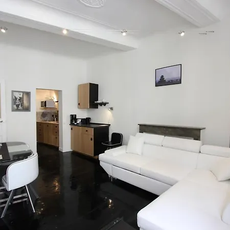 Apartment Centre Historique - T3 Design Climatise
